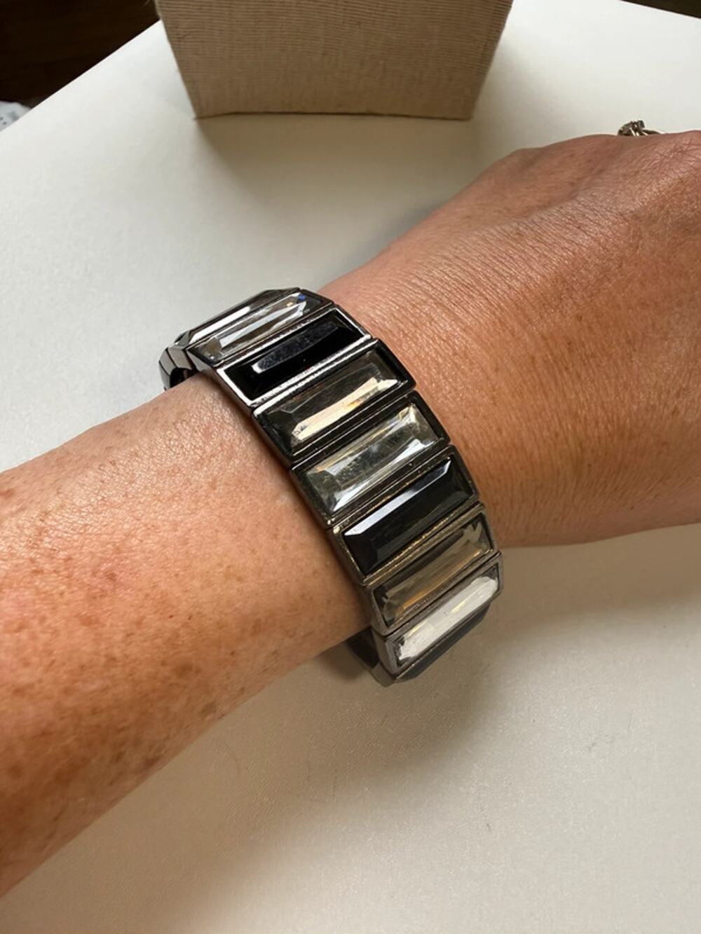 Black gray silver expansion bracelet